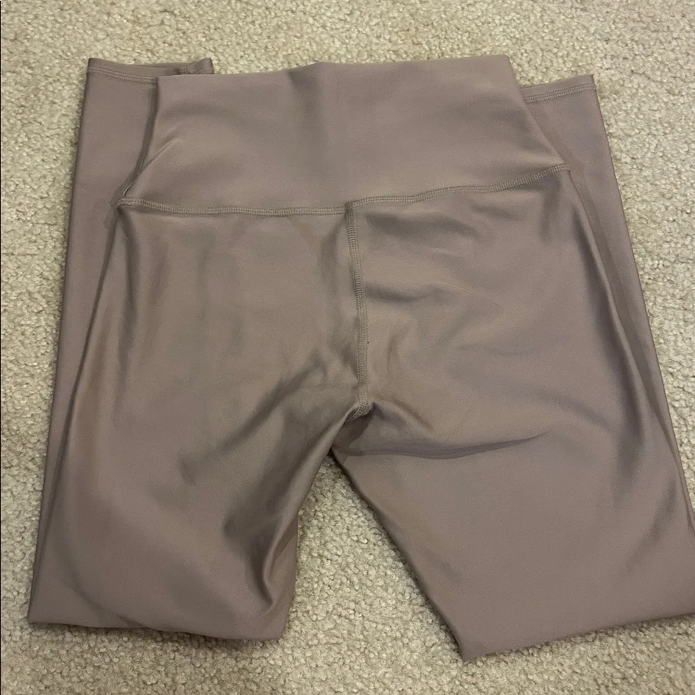 Alo Yoga Airlift High-Waist Leggings